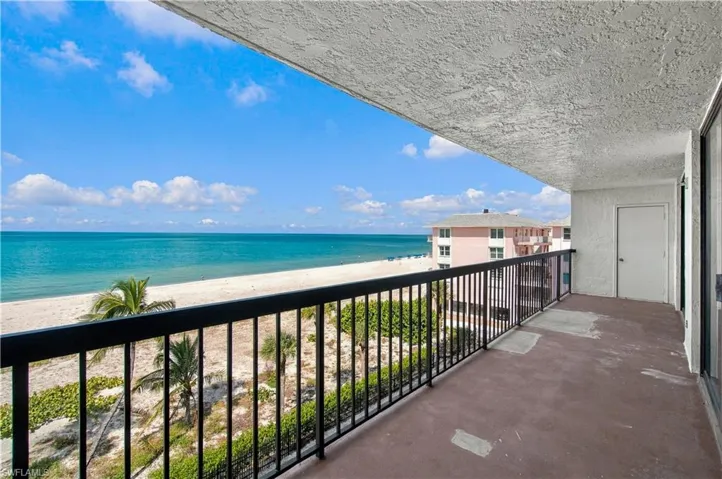 26300 Hickory Blvd 506, Bonita Springs, Florida 34134
