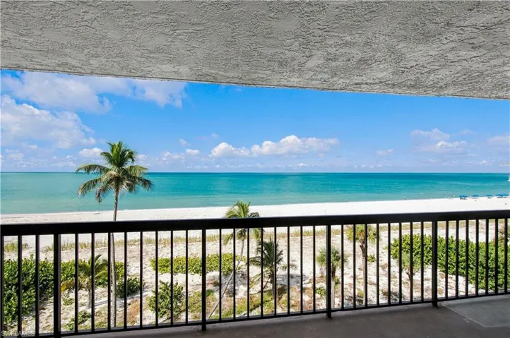 26300 Hickory Blvd 506, Bonita Springs, Florida 34134