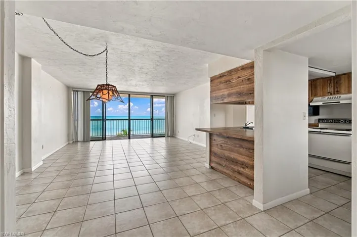 26300 Hickory Blvd 506, Bonita Springs, Florida 34134