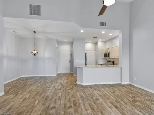 4231 Liron Ave 202, Fort Myers, Florida 33916