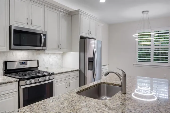 16367 Halberry Ln, Naples, Florida 34110