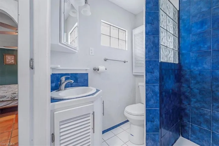 Walk in shower