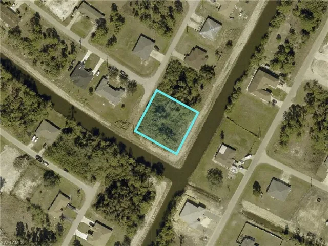 2801/2803 Ansel Ave S, Lehigh Acres, Florida 33973