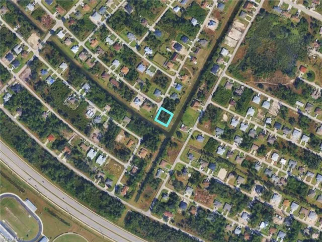 2801/2803 Ansel Ave S, Lehigh Acres, Florida 33973