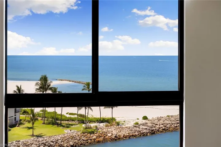 2355  Gulf Shore N BLVD, Naples, FL 34103