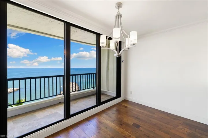 2355  Gulf Shore N BLVD, Naples, FL 34103