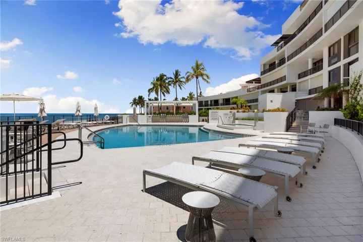 2355  Gulf Shore N BLVD, Naples, FL 34103
