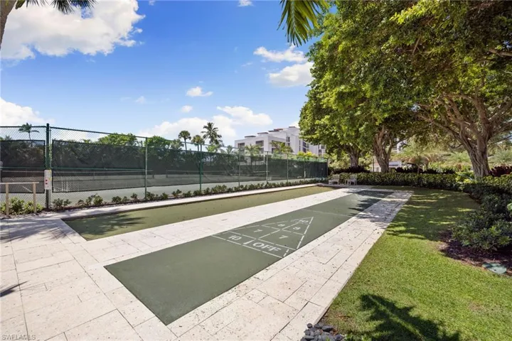 2355  Gulf Shore N BLVD, Naples, FL 34103