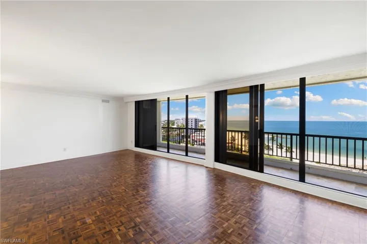 2355  Gulf Shore N BLVD, Naples, FL 34103