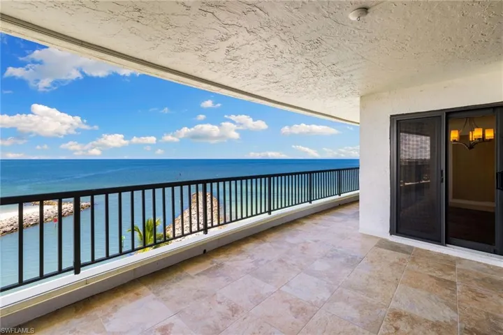 2355  Gulf Shore N BLVD, Naples, FL 34103