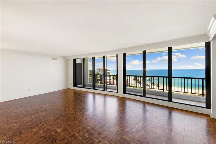 2355  Gulf Shore N BLVD, Naples, FL 34103