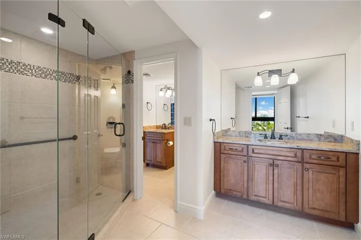 2355  Gulf Shore N BLVD, Naples, FL 34103