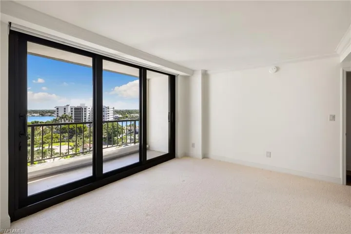 2355  Gulf Shore N BLVD, Naples, FL 34103