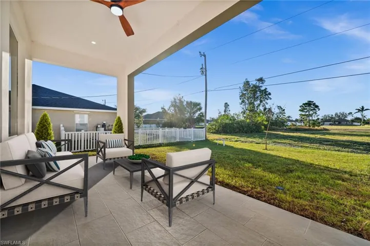 2814 5th Ter, Cape Coral, Florida 33993