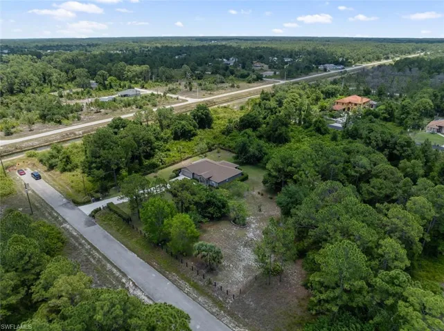 1516  Dixie  AVE, Lehigh Acres, FL 33972