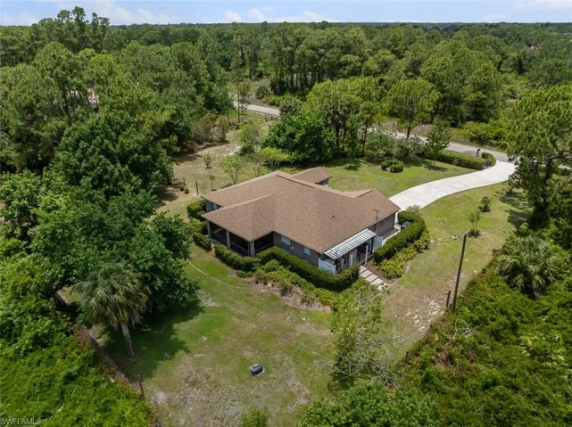 1516  Dixie  AVE, Lehigh Acres, FL 33972
