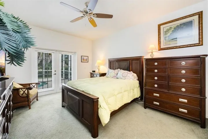 7817  Stratford  DR, Naples, FL 34104