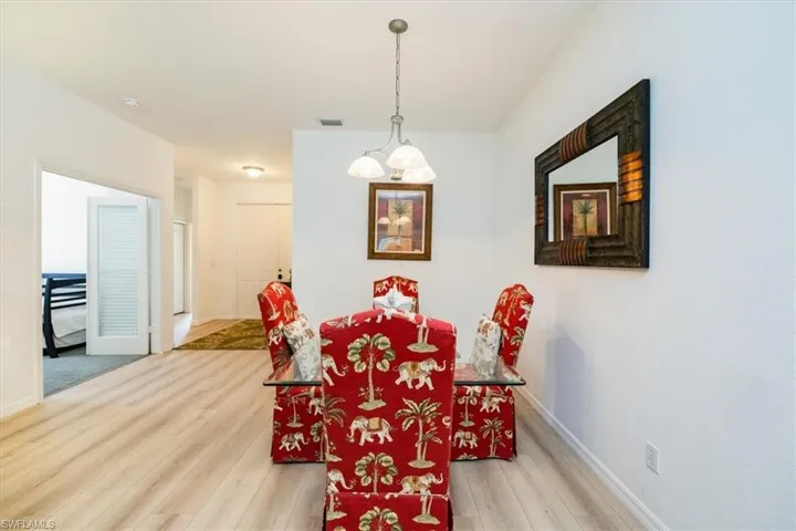 7817  Stratford  DR, Naples, FL 34104