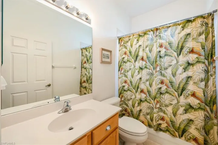 7817  Stratford  DR, Naples, FL 34104