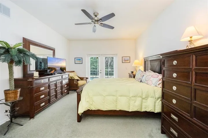 7817  Stratford  DR, Naples, FL 34104