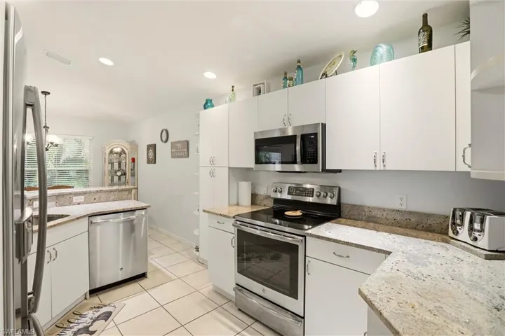218  Marseille  DR, Naples, FL 34112