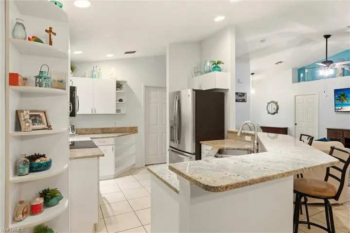 218  Marseille  DR, Naples, FL 34112