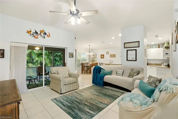 218  Marseille  DR, Naples, FL 34112