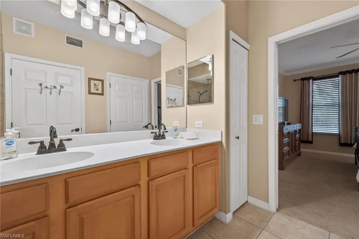 10109 Colonial Country Club Blvd 2410, Fort Myers, Florida 33913