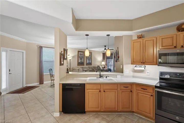 10109 Colonial Country Club Blvd 2410, Fort Myers, Florida 33913