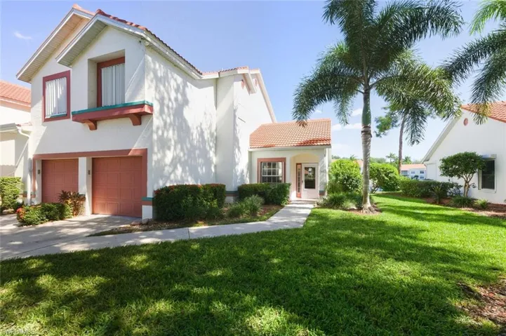 636 Windsor Sq # 102, Naples, Florida 34104