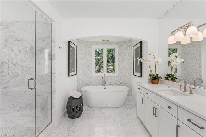 Luxurious soaking tub and walk-in shower
