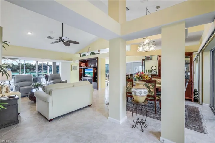 6730  Harwich  CT, Naples, FL 34104