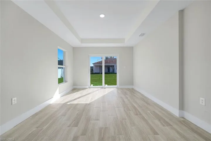 owner's suite with private ensuite bathroom