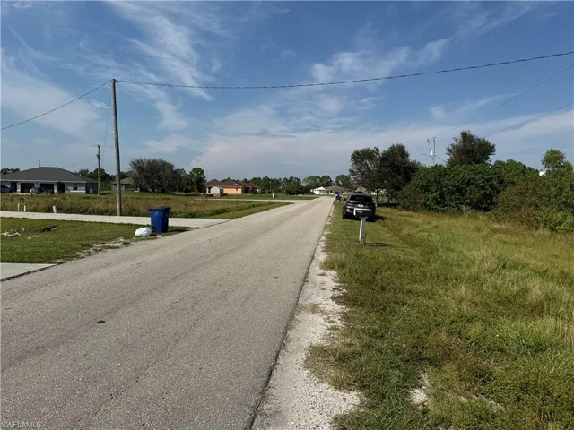 329/331 Grant Blvd, Lehigh Acres Fl 33974