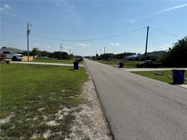 329/331 Grant Blvd, Lehigh Acres Fl 33974