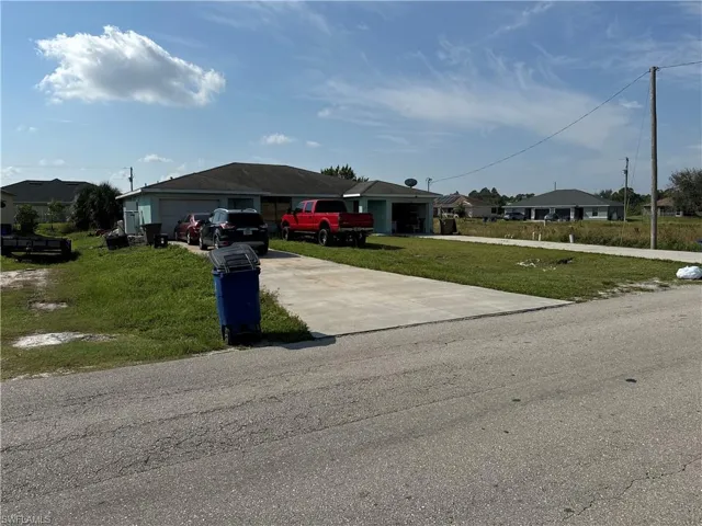 329/331 Grant Blvd, Lehigh Acres Fl 33974