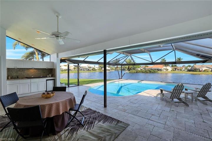 Outdoor kitchen