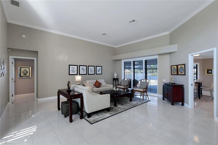 28800  Regis  CT, Bonita Springs, FL 34134