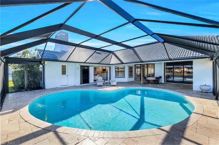 Pool deck