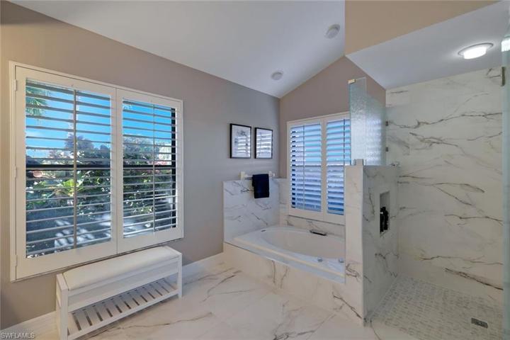 28800  Regis  CT, Bonita Springs, FL 34134