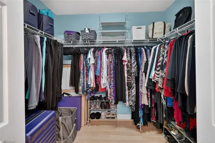 Walk in Closet