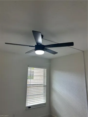 Room details with new ceiling fan