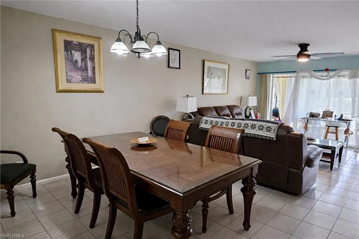 1448  Churchill  CIR, Naples, FL 34116