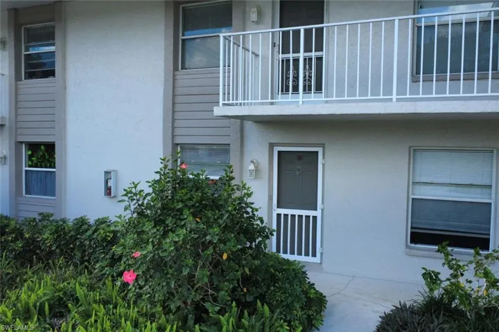 1448  Churchill  CIR, Naples, FL 34116