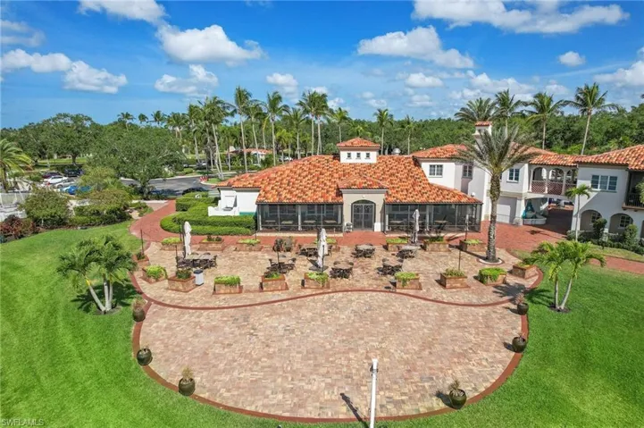 3212  Benicia  CT, Naples, FL 34109