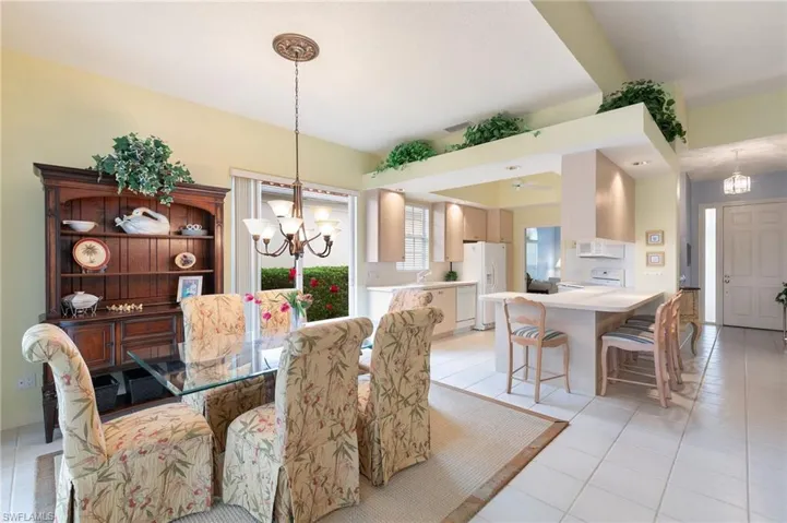 3212  Benicia  CT, Naples, FL 34109