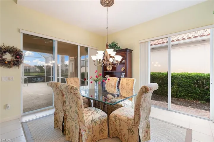 3212  Benicia  CT, Naples, FL 34109
