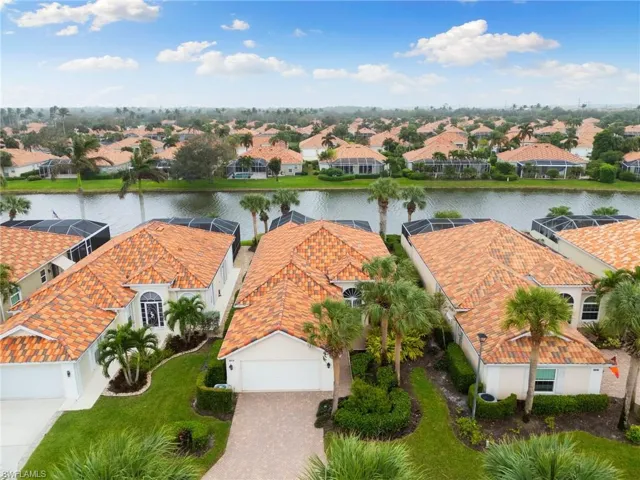 3212  Benicia  CT, Naples, FL 34109