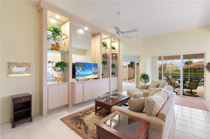 3212  Benicia  CT, Naples, FL 34109