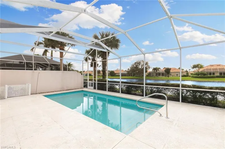 3212  Benicia  CT, Naples, FL 34109